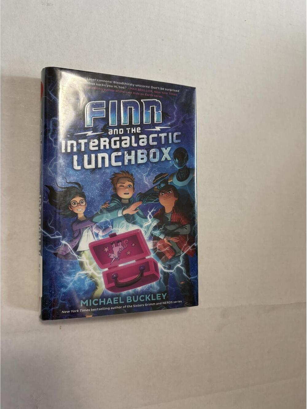 Finn and the intergalactic lunch box